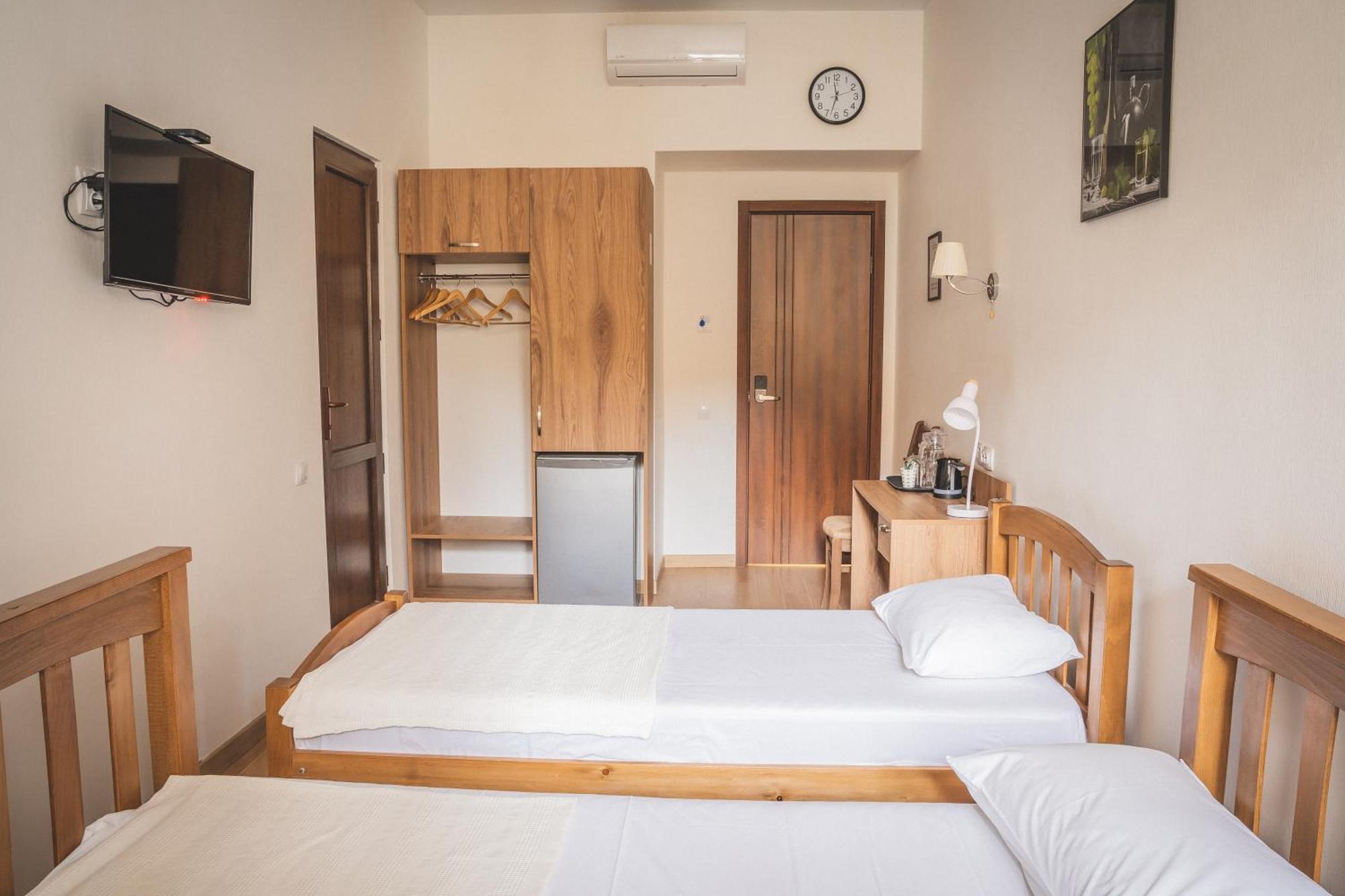 Hh Hotel تبليسي المظهر الخارجي الصورة