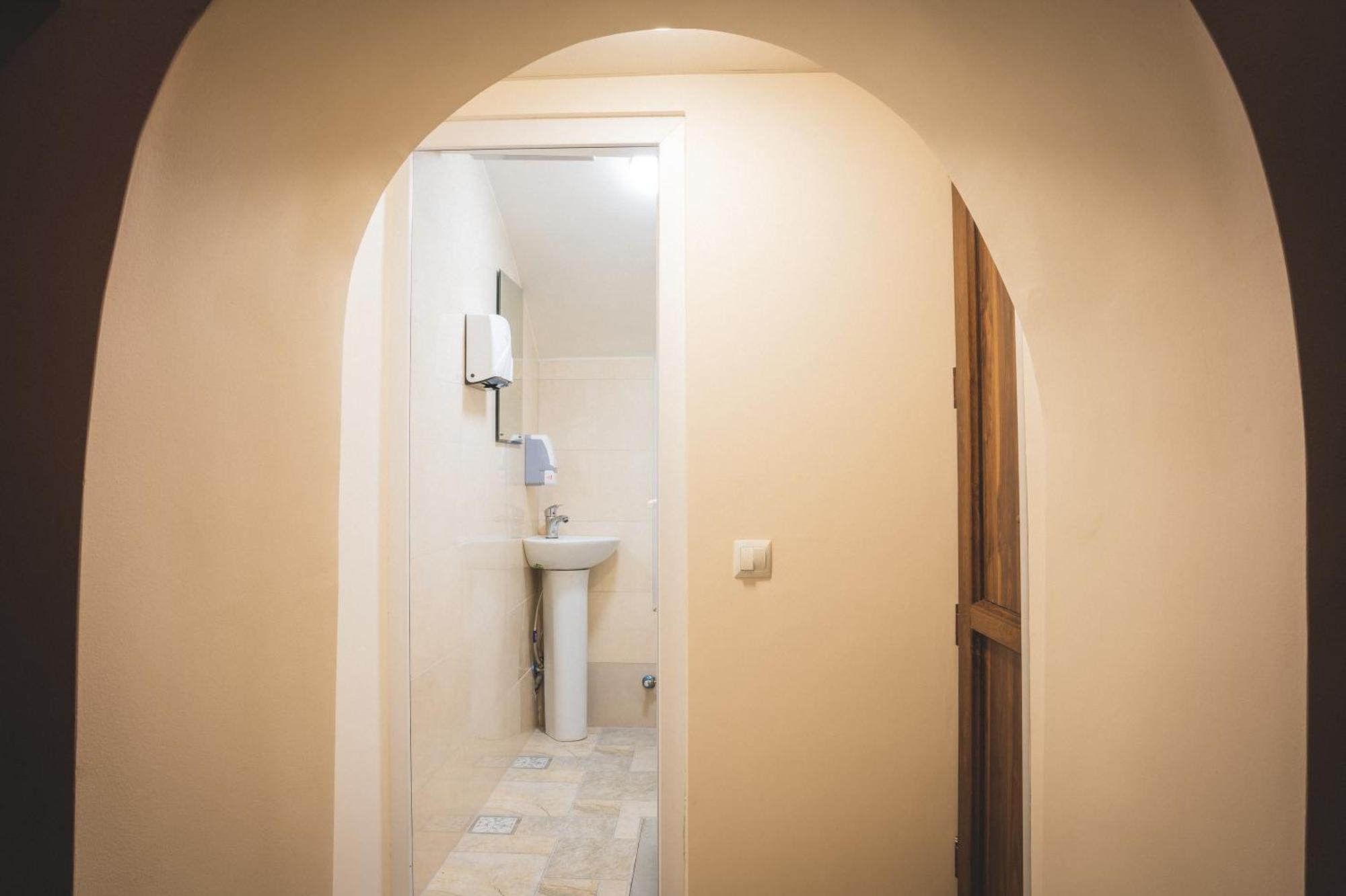 Hh Hotel تبليسي المظهر الخارجي الصورة
